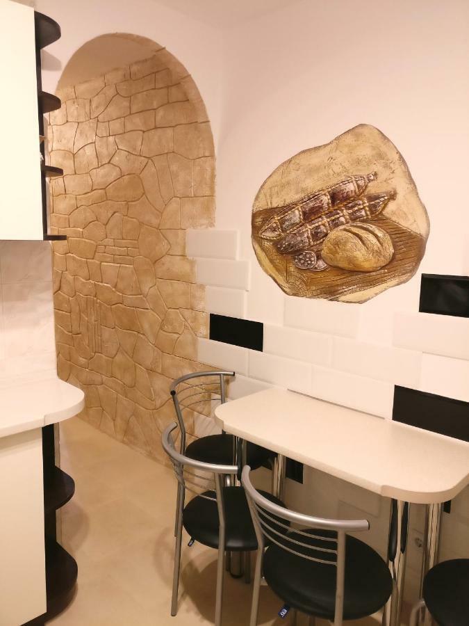Very Nice Apartment In L'Viv Λβιβ Εξωτερικό φωτογραφία